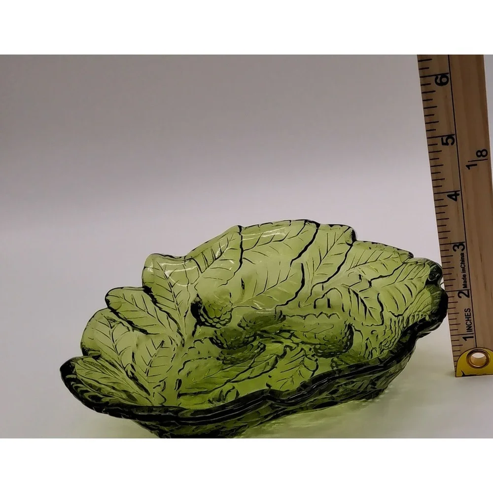 Vintage Indiana Glass Bowl Leaf Loganberry Green Triangular 7